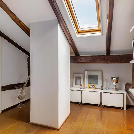 Country Style House In By Wonderful Italy Bolonia
